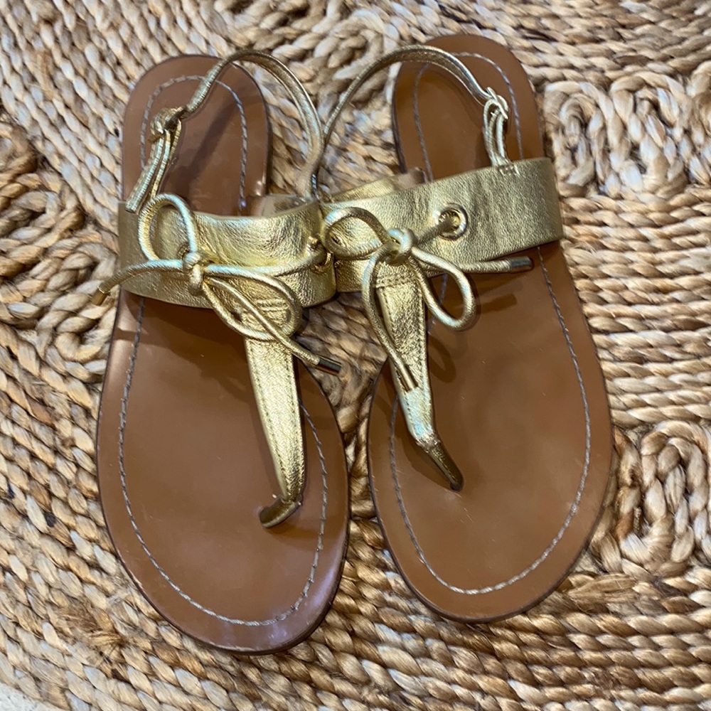 Kate Spade ♠️ gold bow thong sandals